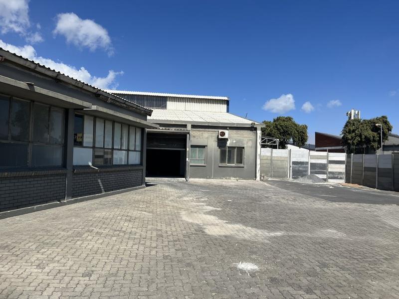 To Let commercial Property for Rent in Paarden Eiland Western Cape